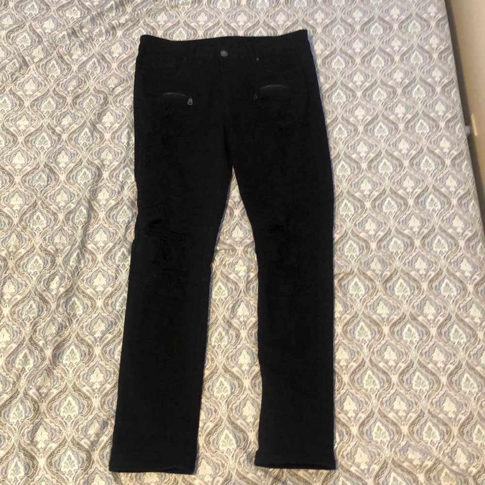 Black Ripped Jeans